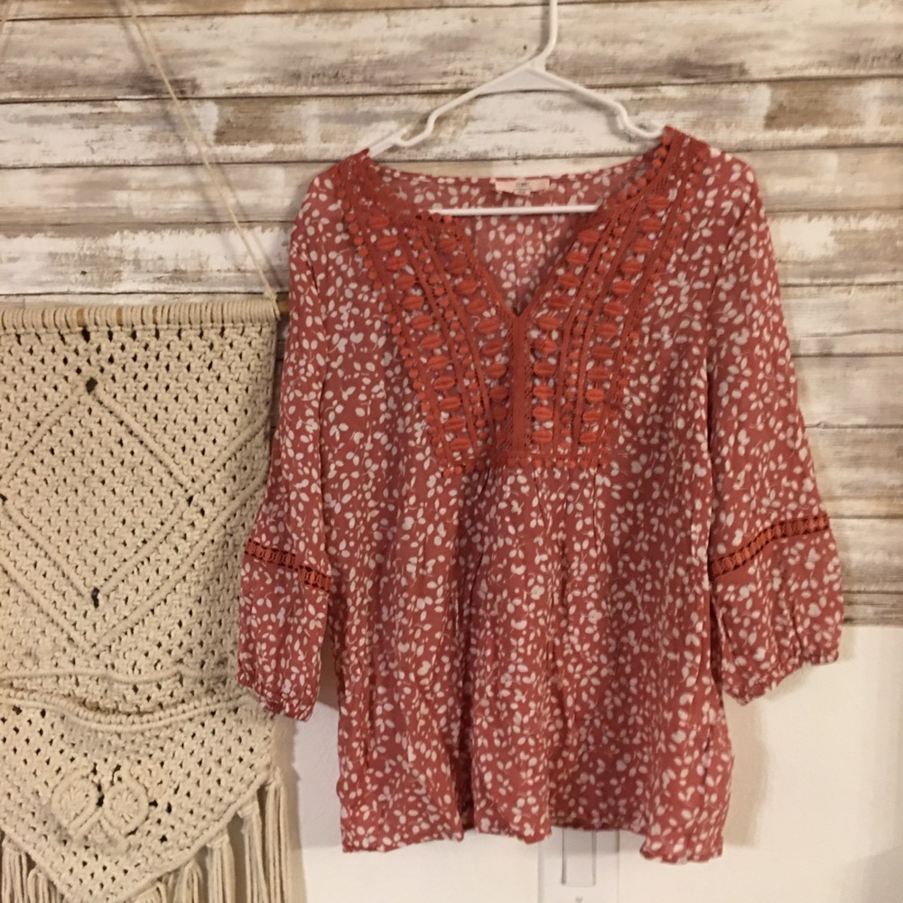 BoHo light weight Top - Picture 7 of 7